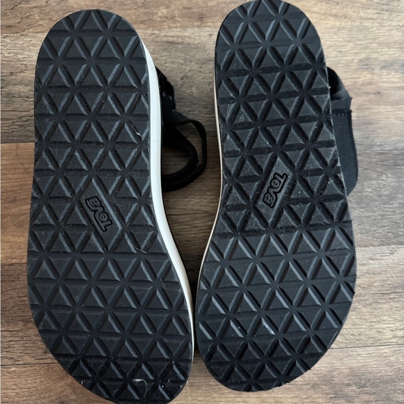 Teva Platform Hiking Sandals with Adjustable Straps size 11 - Picture 3 of 3